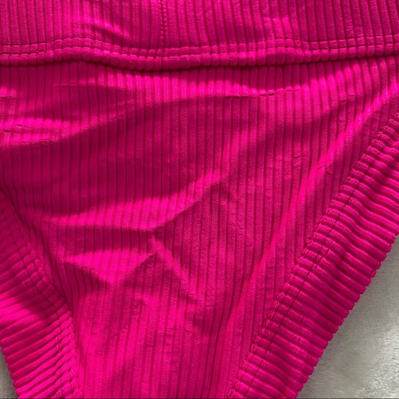 Frankie’s Cole Bottom in Fuchsia, Large, New 🌊 - Picture 3 of 6